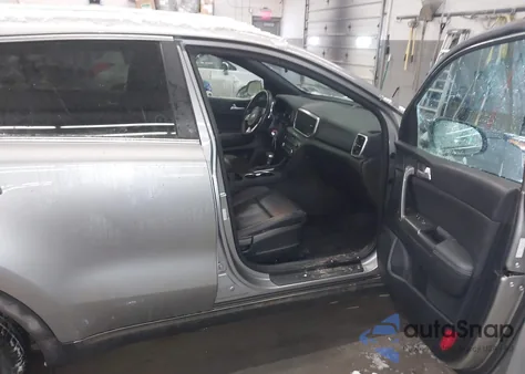 2020 Kia Sportage S z USA, uszkodzony, nr VIN KNDP6CACXL7728914